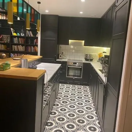 Magnifique Contemporain Vue Canal 150 M2 3 3 Sdb Classé 3 étoiles *